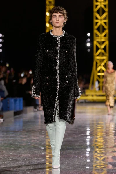 Look 23